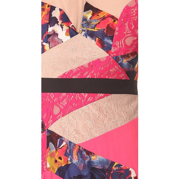 BCBG Lonnie Long Sleeveless Dress - Picture 3 of 8